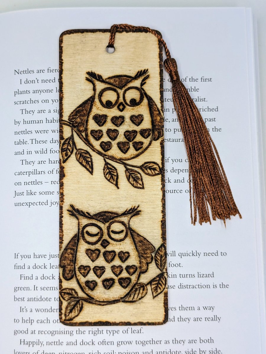 Wooden bookmark, pyrography owls design,  gift for an owl lover