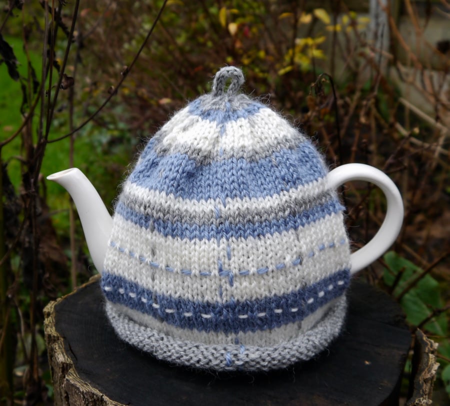 Blue Tartan Style Tea Cosy 