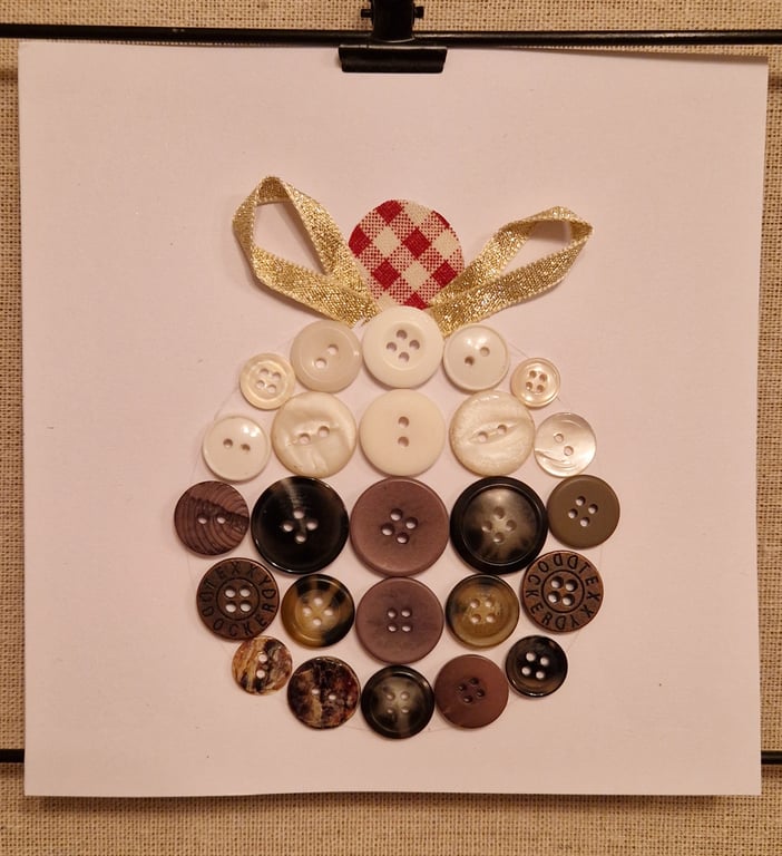 Christmas Pudding button Christmas card with gold bow