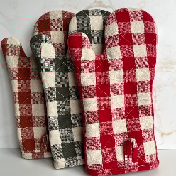 Handmade Quilted Cotton Oven Mitt – Heat Resistant Kitchen Glove