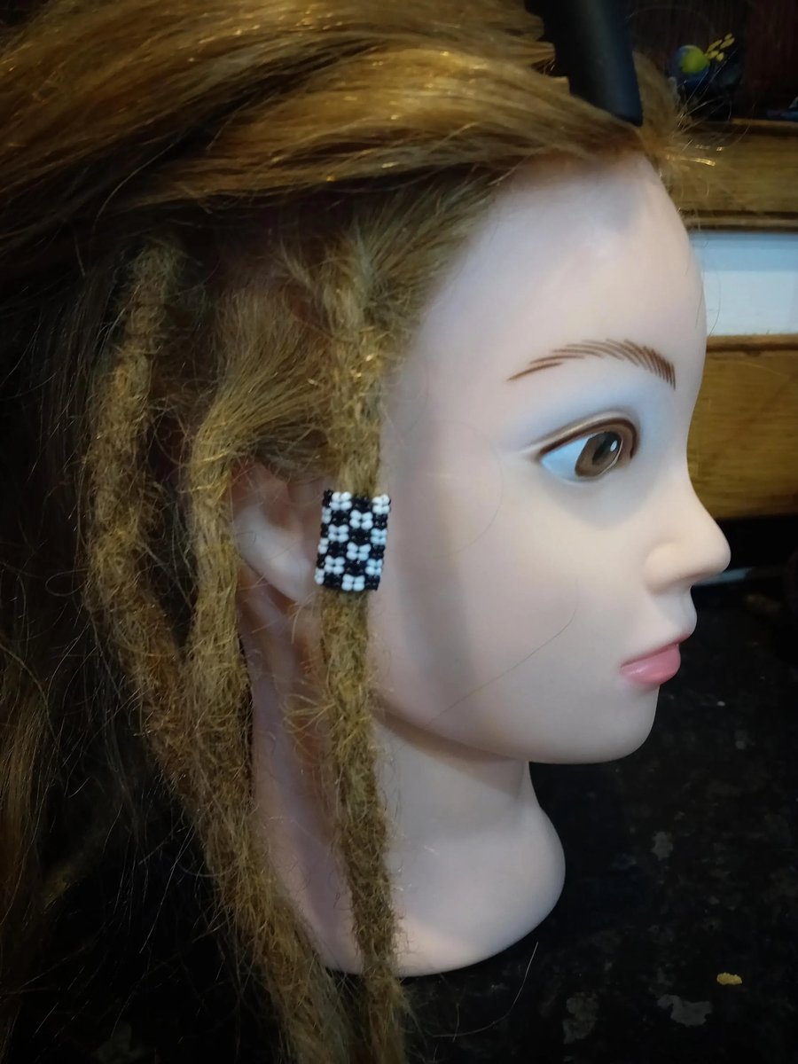 Black and white chequered dreadlock bead