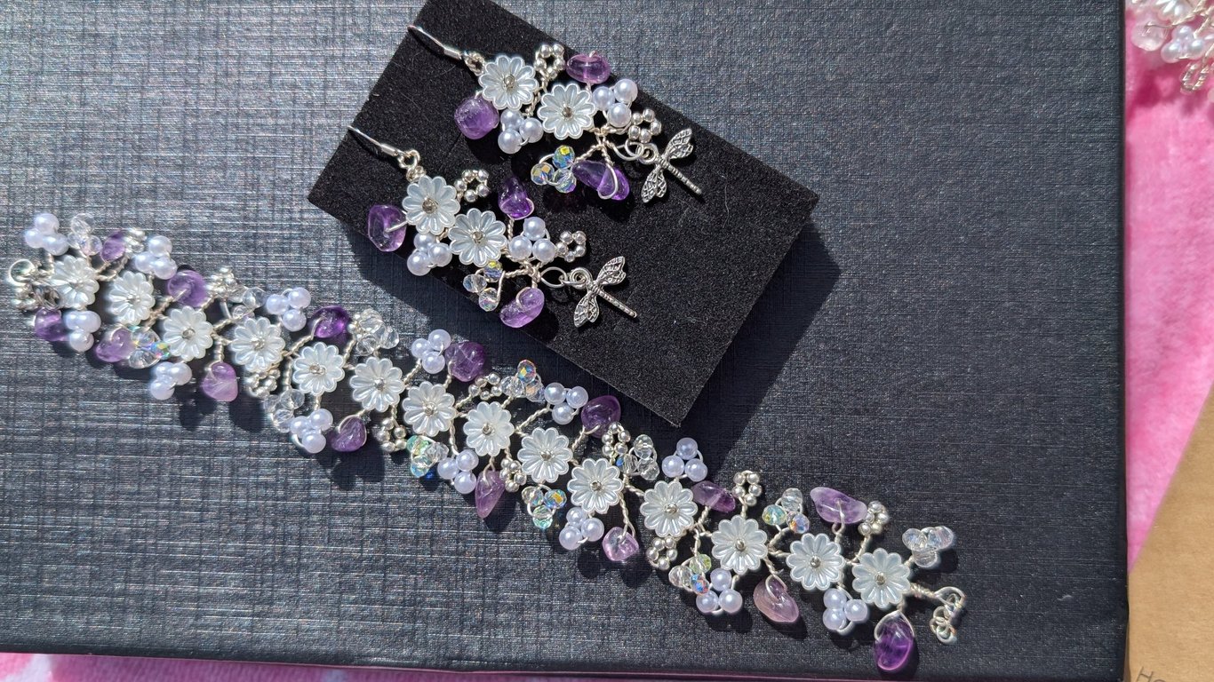 Entwine Violet Whispers – Amethyst Floral Jewelry Set - Handmade Bracelet & Earr
