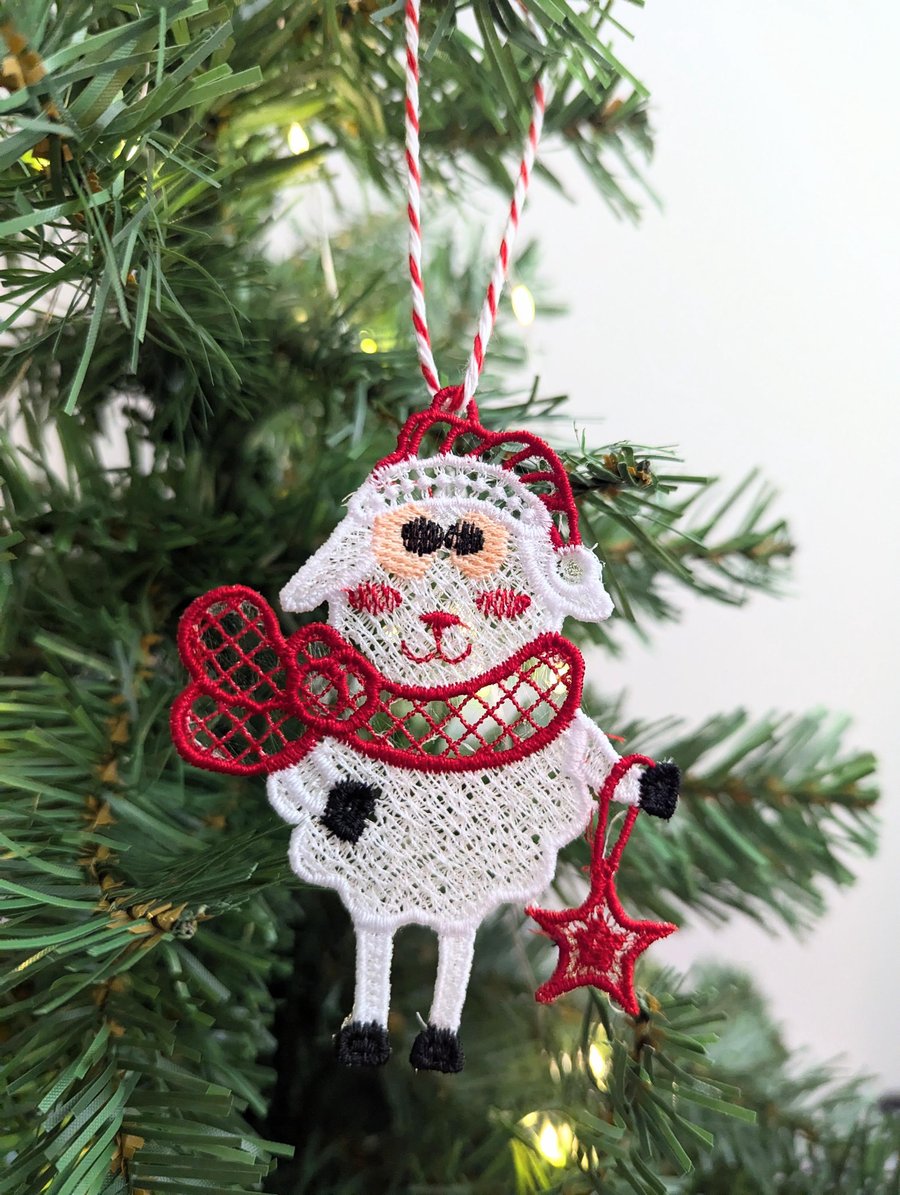 Lace Christmas Sheep Ornament: Machine Embroidery Pet Decoration