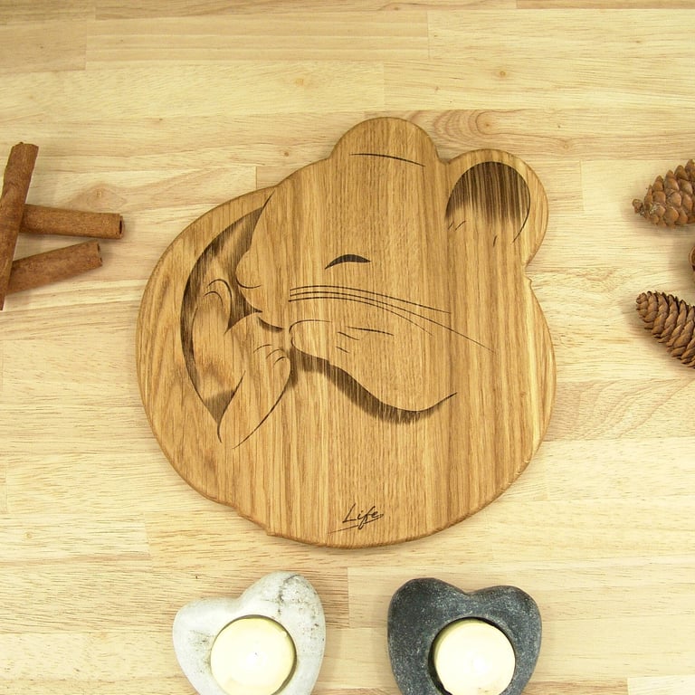 Mouse Chopping Board: Oak Sleepy Dormouse Cheese Board, UK Hand Made