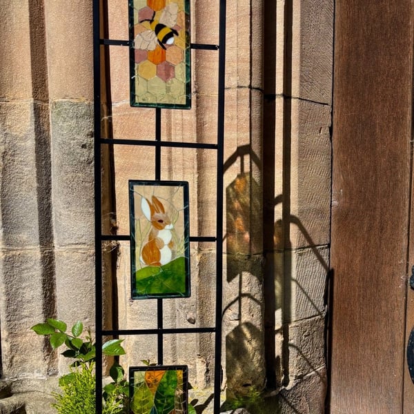 glass mosaic three panel garden trellis, sculpture, stake