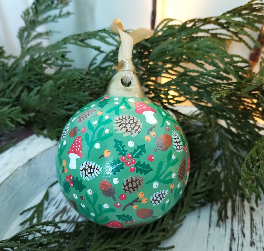 Hand Painted Green Woodland Christmas Bauble 