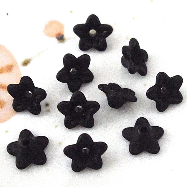 30 x 10mm Black Lucite Flower Beads