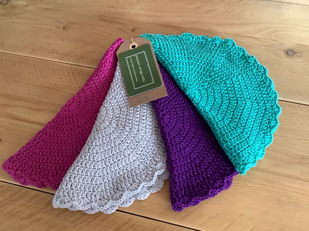 Crocheted round place mats