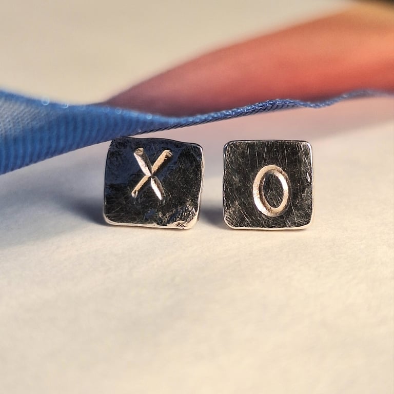 Xs and Os Studs