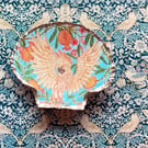 Cockatoo and pomegranate scallop design 