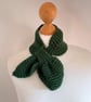 Hand knitted Ascot scarf green - Image 1