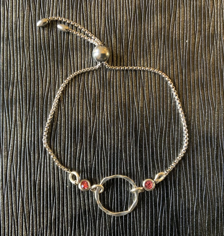 Hammered Metal Circle Charm Stainless Steel Slider Bracelet 