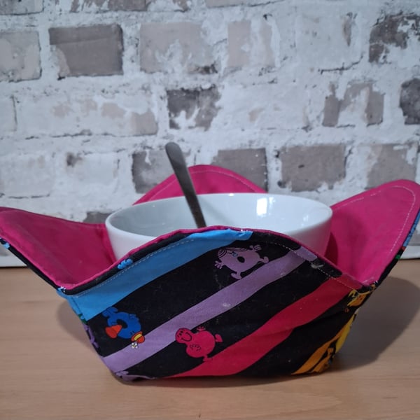 LITTLE MEN AND LITTLE MISS REVERSABLE BOWL COSY