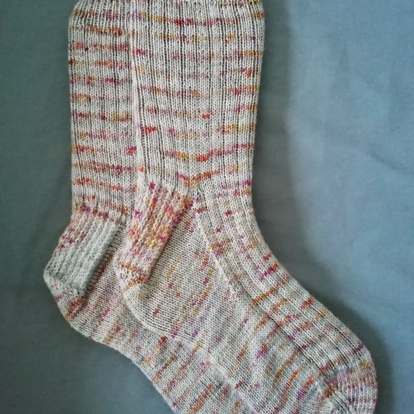 Socks, luxury, Hand Knitted, MEDIUM, Merino Wool, size 5-6