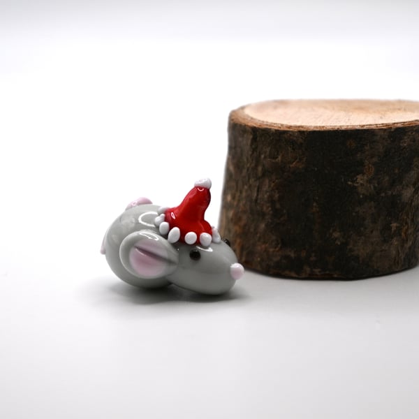 small glass christmas mouse keepsake