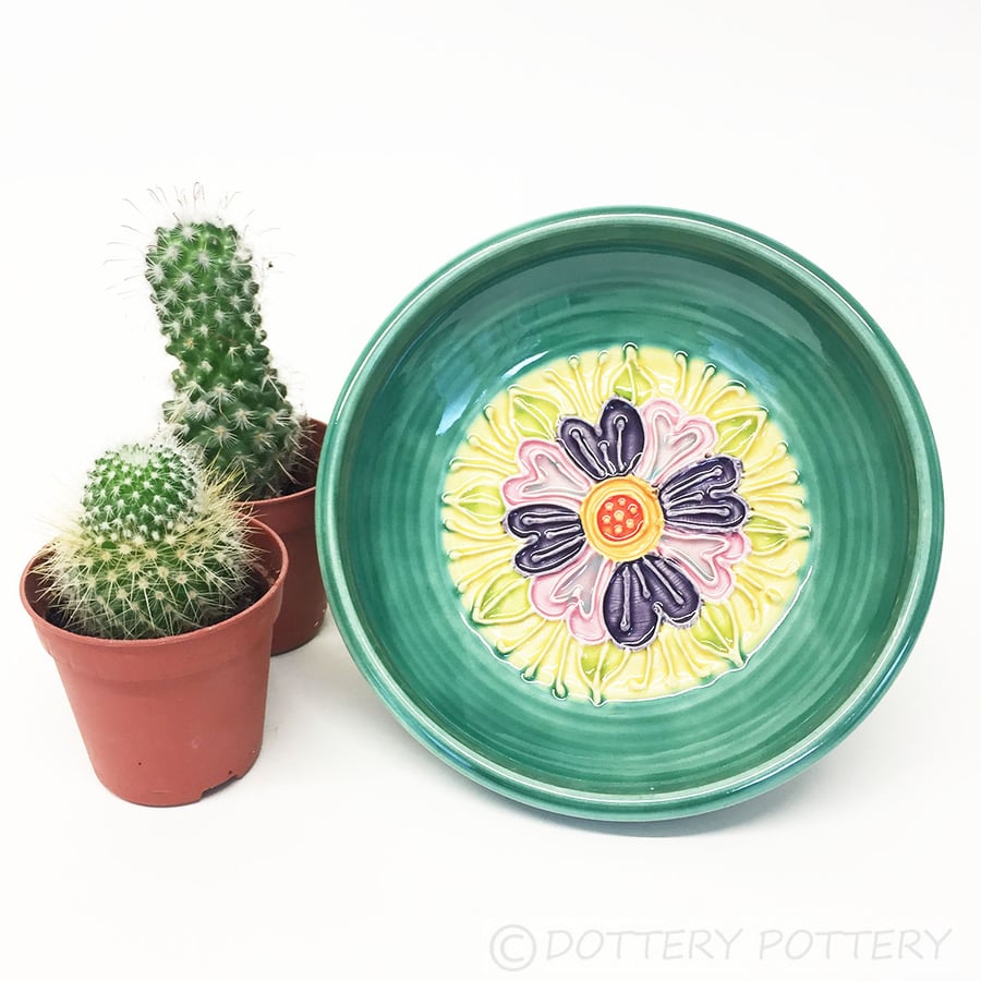 Ceramic green plate pottery bowl beautiful raised pattern flower design
