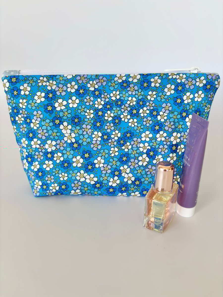 Make up bag, small toiletry bag, water resistant lining, blue floral pattern