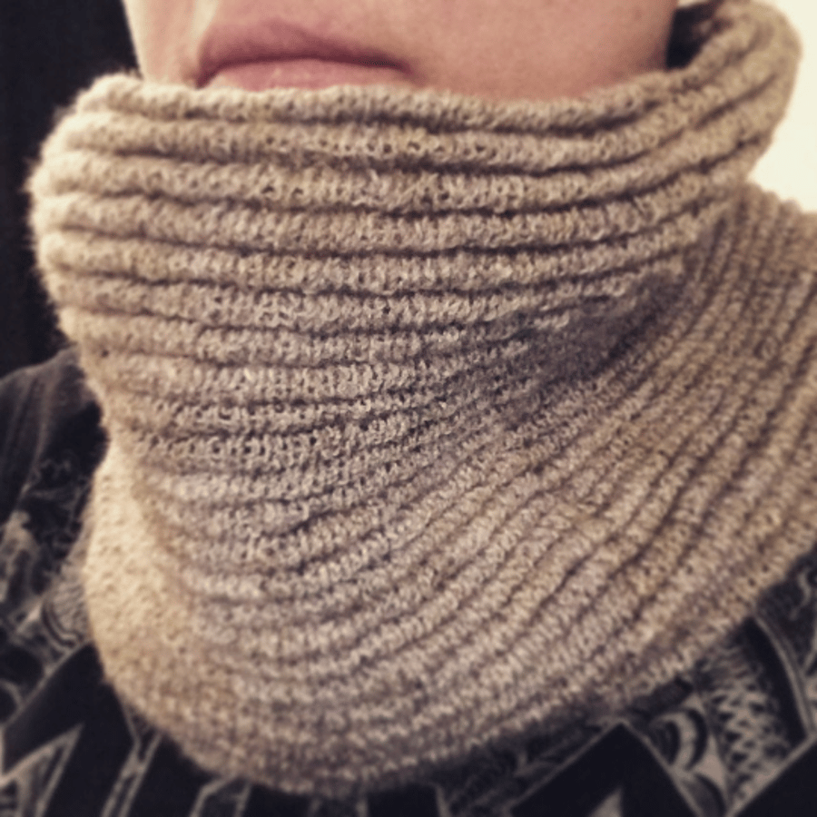 The Ripple Cowl Knitting pattern - DIGITAL PATTERN ONLY