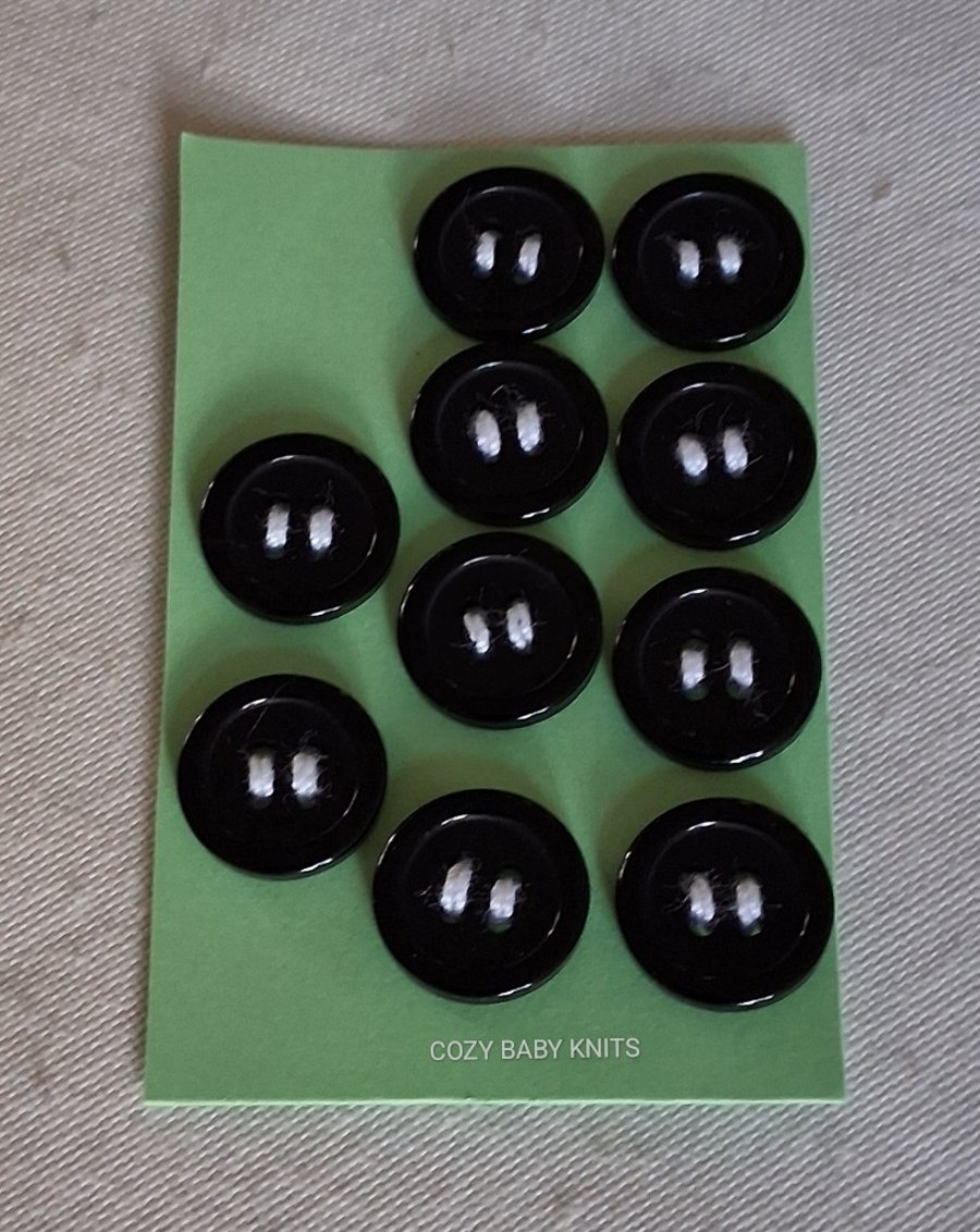 10 BLACK BUTTONS
