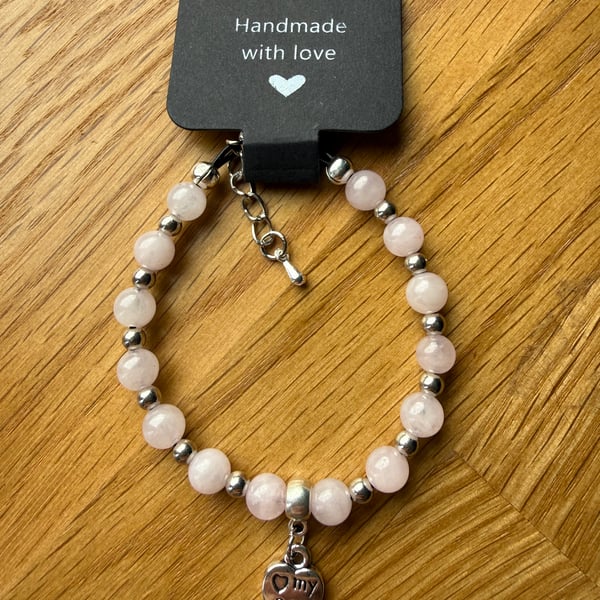 Gemstone bracelet with ‘love my dog’ charm