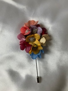 1940s Inspired Floral Oval Pin Brooch