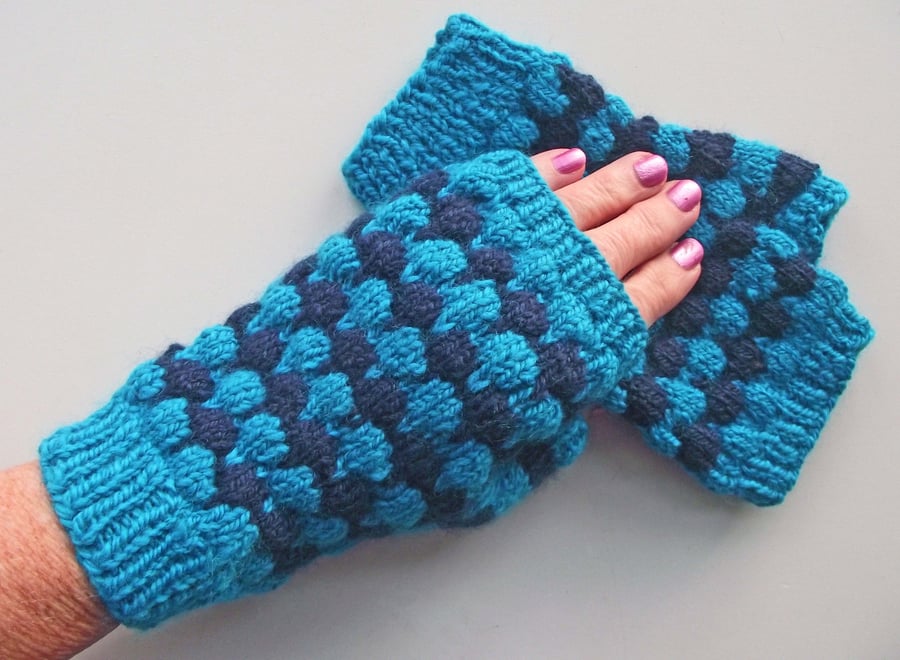 Fingerless Texting Gloves, Wristwarmers or Mitts, Knitted, Handspun, Pure Merino