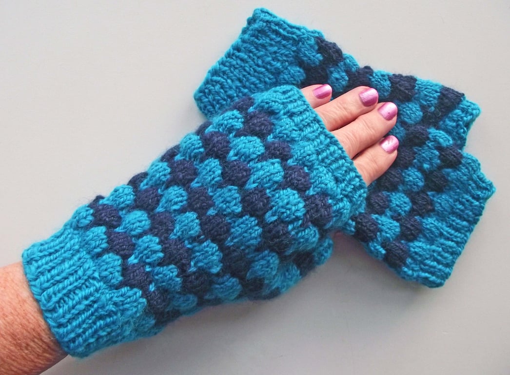 Fingerless Texting Gloves, Wristwarmers or Mitts, Knitted, Handspun, Pure Merino