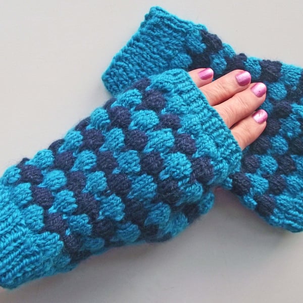 Fingerless Texting Gloves, Wristwarmers or Mitts, Knitted, Handspun, Pure Merino