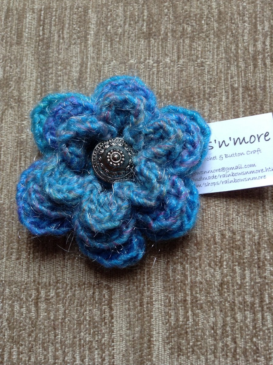 Crochet Flower Brooch in Turquoise