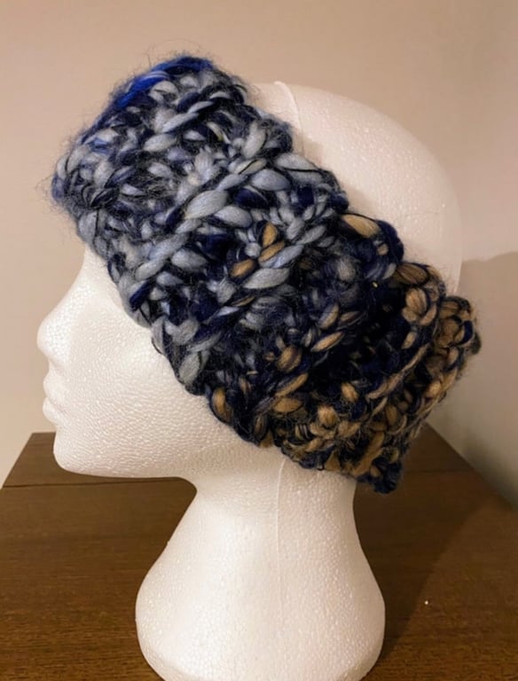 Chunky knit headband 