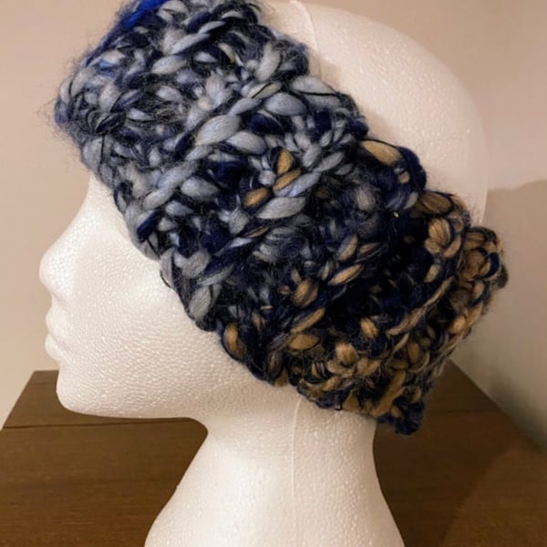 Chunky knit headband 