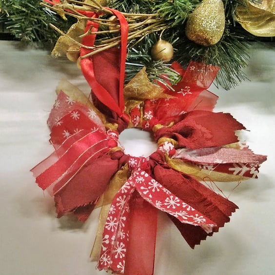 Mini wreath red gold ribbon christmas tree fabric home decoration