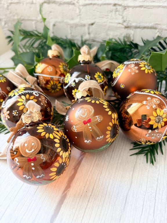 Gingerbread Men Christmas Baubles 