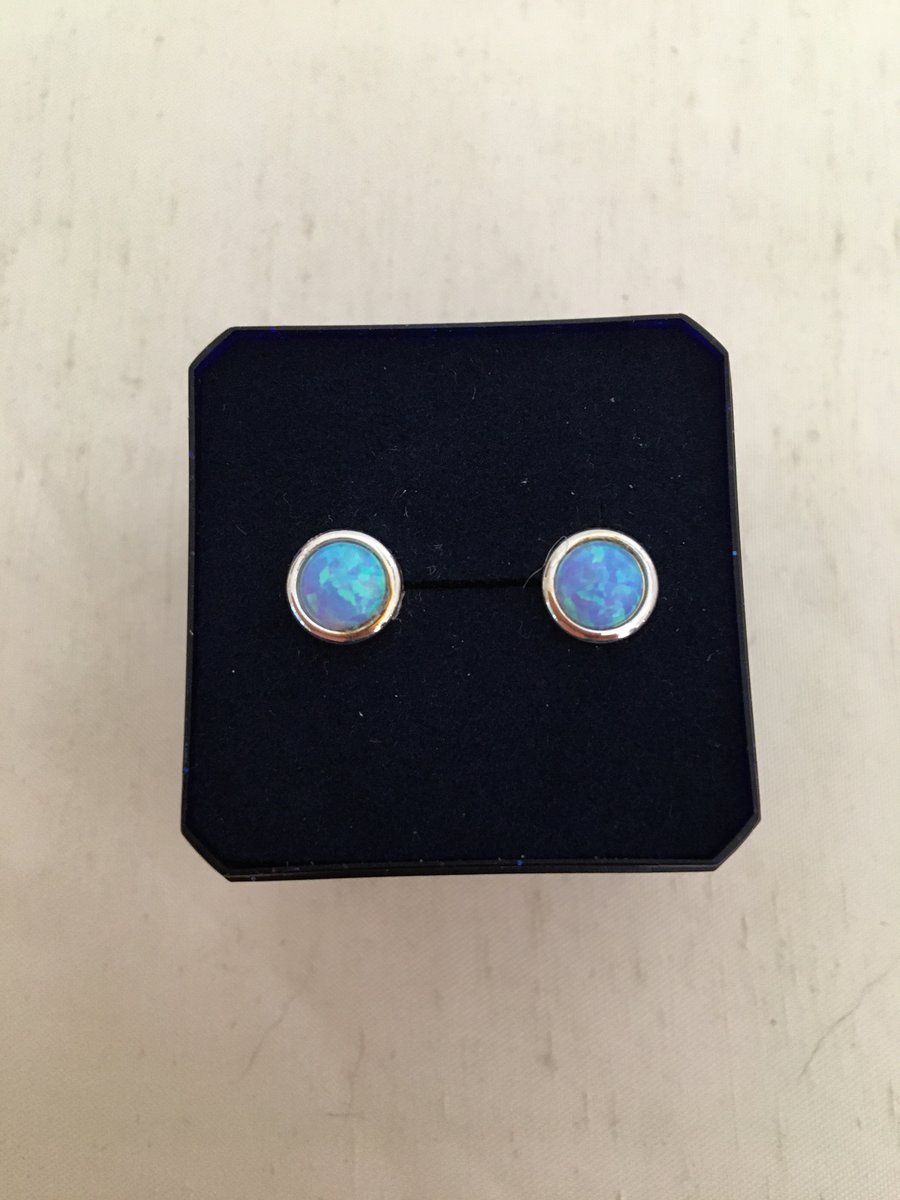 Fabulous Dainty Faux Opal Ear Studs