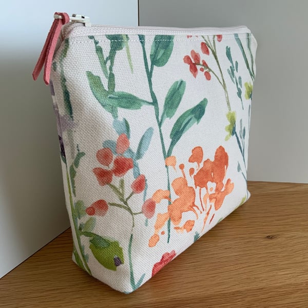 Cosmetic Bag, Zipped Pouch, Purse, Accessory Pouch, Make up Bag, Toiletry Bag