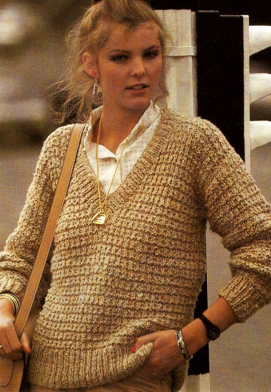 VINTAGE KNITTING PATTERN Ladies Textured Cotton Sweater