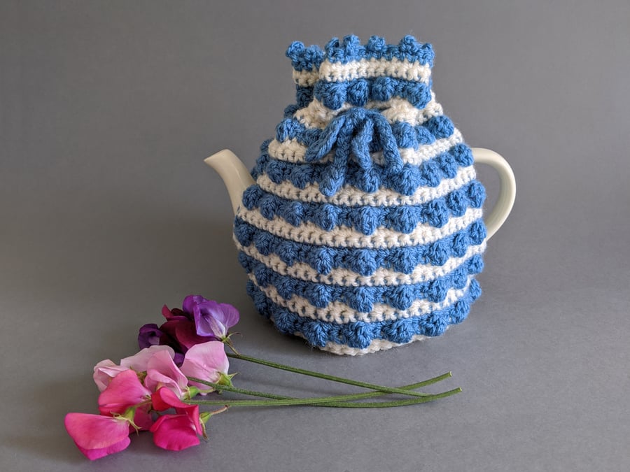 Blue & Cream Bobble Teapot Tea Cosy - Vintage Style