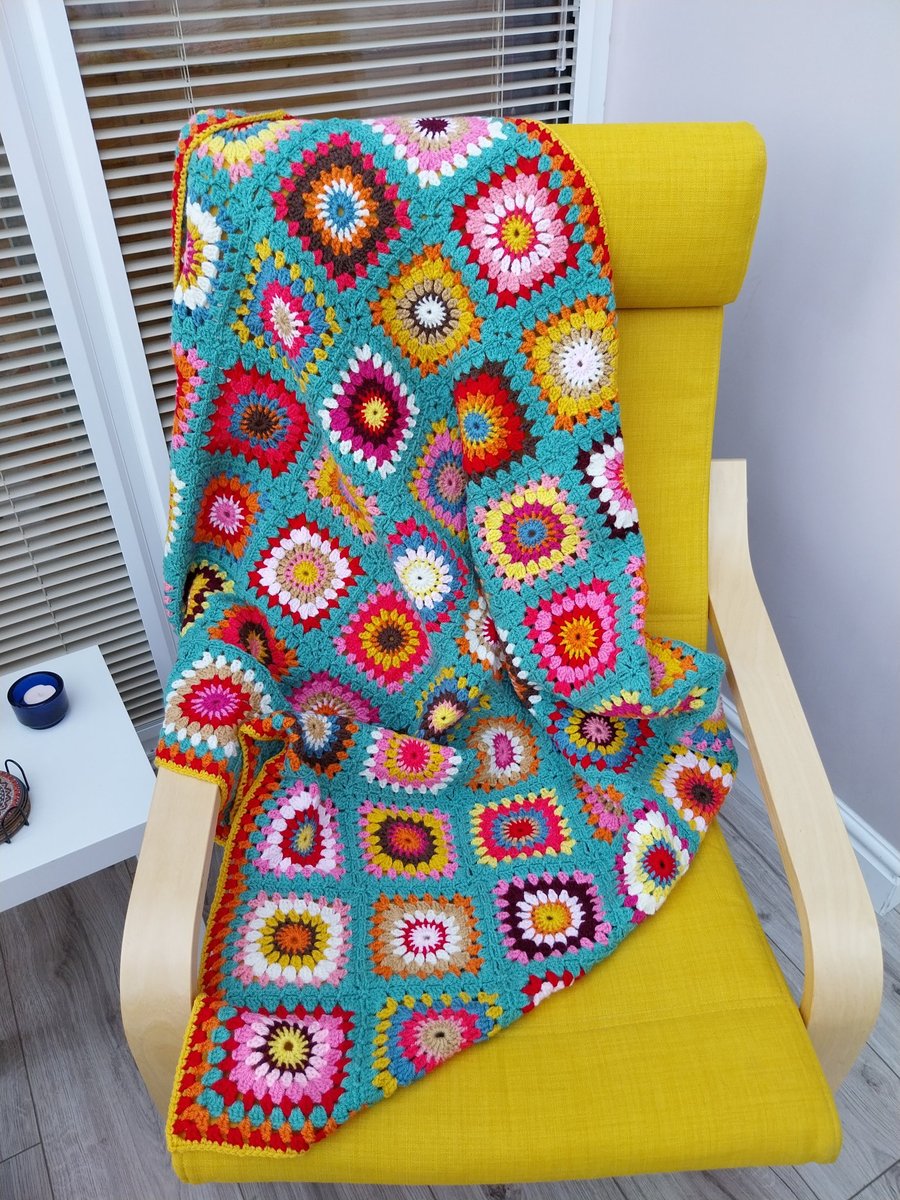 Crochet granny square blanket 
