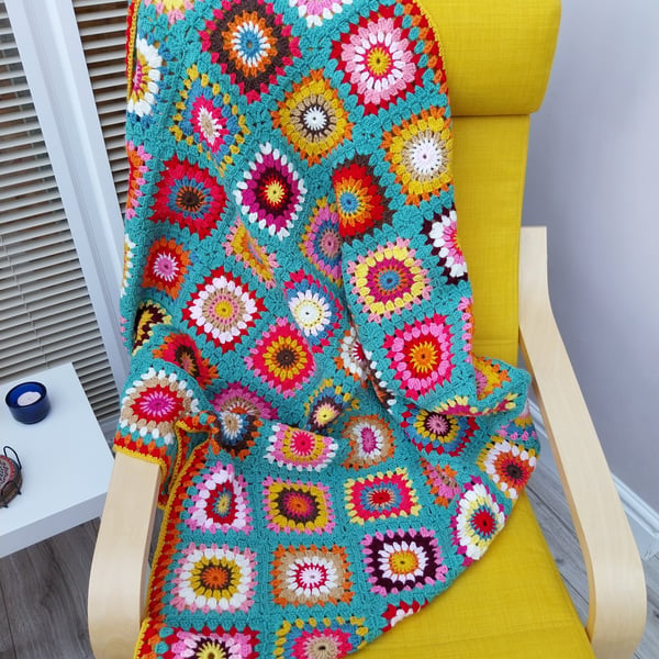 Crochet granny square blanket 