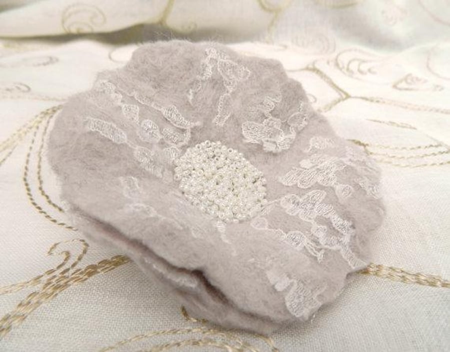 White Shabby Chic Flower Pin Brooch Handmade Felt and Lace Wedding Outfit Gift