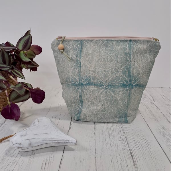 Hand Printed Linen Wash Bag, Toiletry Bag, Accessory Bag - Teal Blue