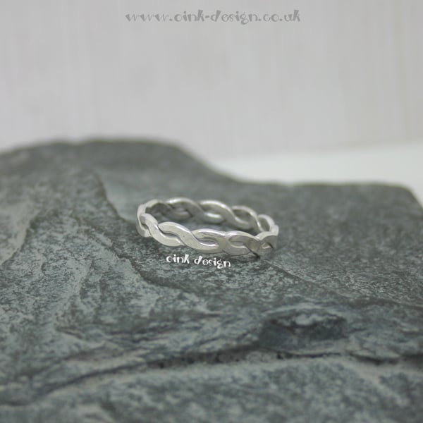 Sterling silver ring size T
