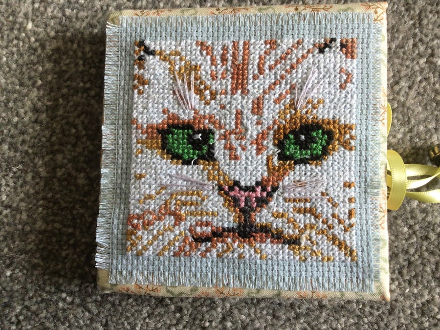 Attractive Neadle case