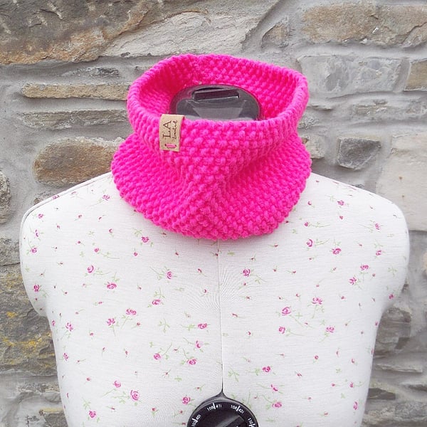 Pink - Kumaun Hand-knitted Acrylic Woolen Neck Warmer main image 0