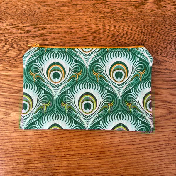 Green Peacock Feathers Print Quilted Fabric Organiser Pouch 