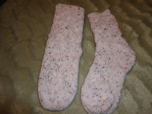 Ladies Falling Leaves Double Knit socks - Size 5-9