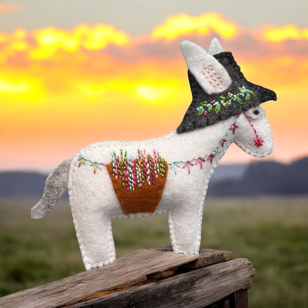 Little Felt Donkey Wearing a Hat Home Decoration