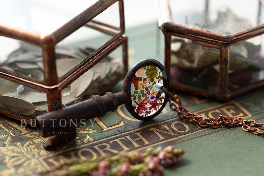 Antique Key Necklace Autumn Real Flower Necklace Autumn Jewellery Tiny Flowers B