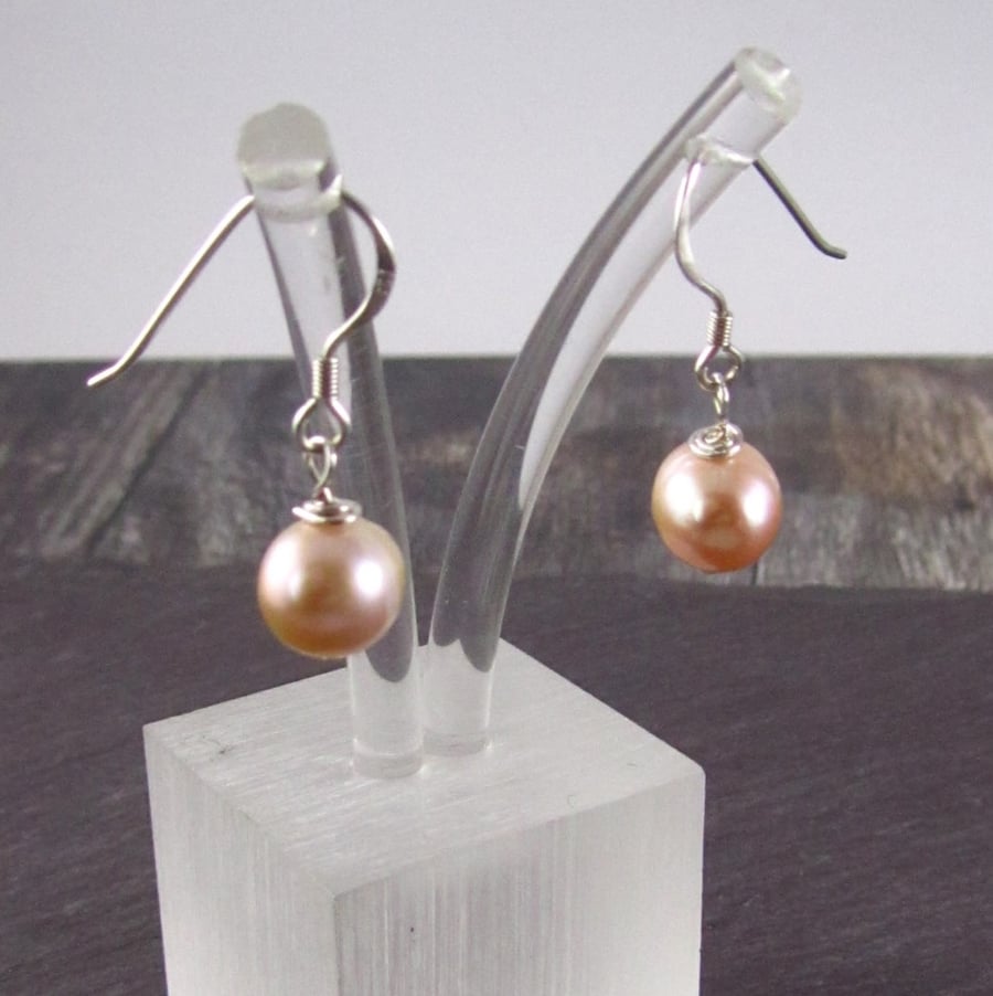 Peach Pearl Silver Earrings 