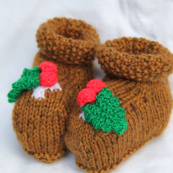 Hand Knitted Christmas Pudding Booties (0-3 Mths)